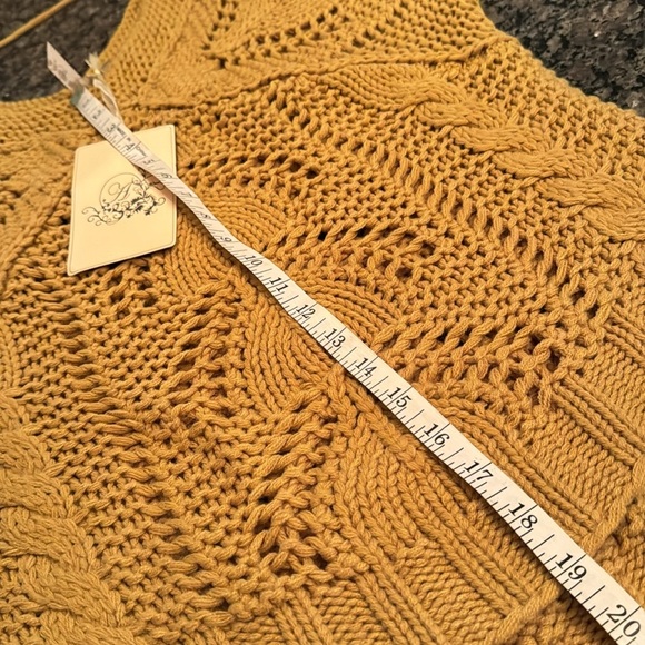 Andree by unit gold tone knit sweater NWT L - Picture 8 of 10